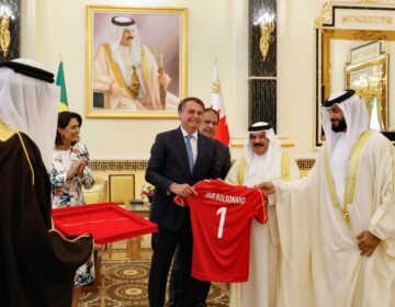 Em visita ao Bahrein, presidente debate novas parcerias comerciais