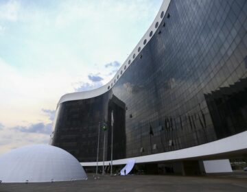 TSE cassa mandato de deputado do Paraná por infidelidade partidária