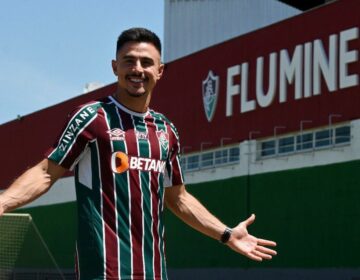 Fluminense anuncia acerto com o atacante Willian Bigode