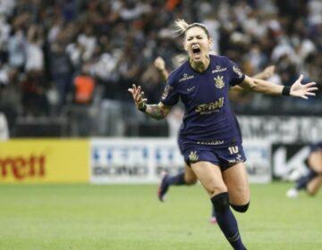 Com recorde de público, Corinthians é tricampeão paulista feminino