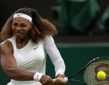 Serena Williams fica fora do Aberto da Austrália