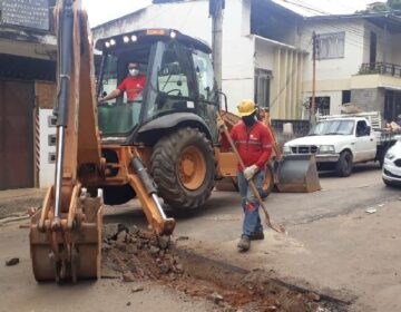 Cesama remodela mais 180 metros de redes de esgoto no bairro Santa Cândida