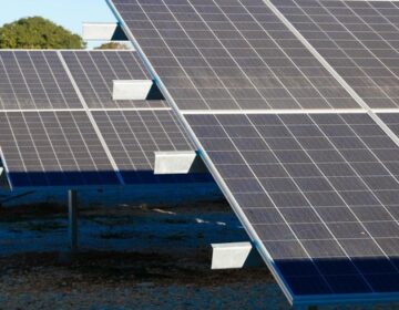 Governo de Minas firma protocolo que garante investimentos em mais três usinas solares em Pirapora