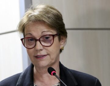 Brasil tem fertilizantes até outubro, garante ministra