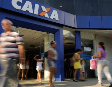 Caixa libera abono salarial a trabalhadores nascidos em novembro