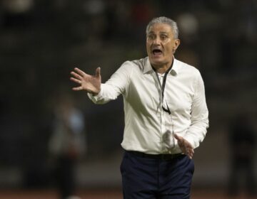 Tite afirma que é uma alegria voltar a comandar o Brasil no Maracanã