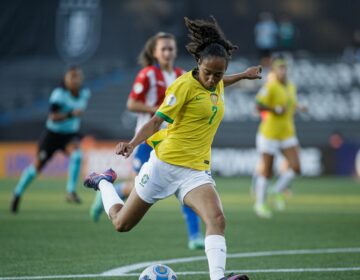 Brasil volta a golear e avança no Sul-Americano sub-17