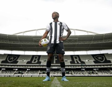 Botafogo anuncia acerto oficial com Patrick de Paula