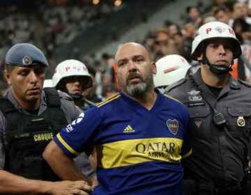 Detido por injúria racial, torcedor do Boca é solto após pagar fiança