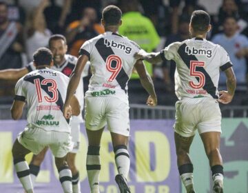 Vasco supera a Ponte Preta em sua primeira vitória na Série B