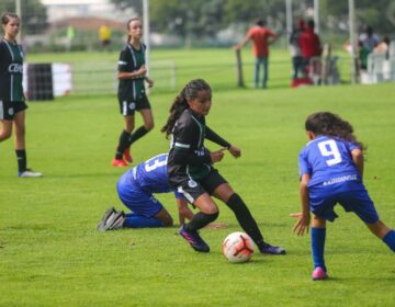 Maior evento de futebol infantil do mundo estreia torneio feminino