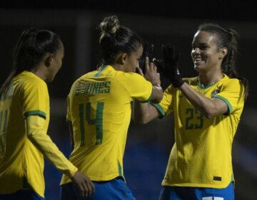 Gabi Nunes marca duas vezes e Brasil vence Hungria por 3 a 1