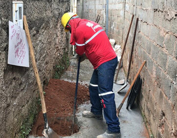 Cesama já executou 70% da nova rede de esgoto do Bairro Grama