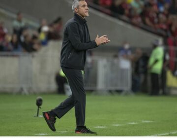 Paulo Sousa ganha fôlego após vitória do Flamengo na Libertadores