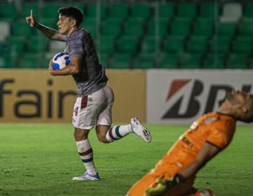 Fluminense vence por 10 a 1, mas cai na Sul-Americana