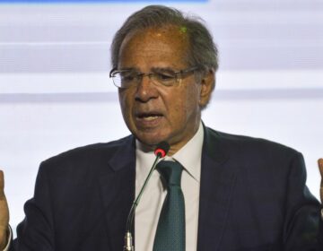 Brasil crescerá entre 3% e 4% nos próximos anos, diz ministro