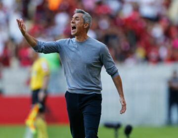 Flamengo confirma saída do técnico Paulo Sousa