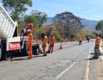 Mais um trecho da MGC-367, no Vale do Jequitinhonha, recebe recuperação funcional