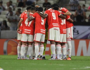 Internacional derrota o América-MG e volta ao G4 do Brasileiro