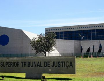 STJ restabelece direitos políticos de ex-governador do DF