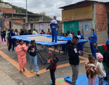 ‘Rua de Brincar’ no bairro Dom Bosco reúne mais de 300 pessoas neste domingo, 21