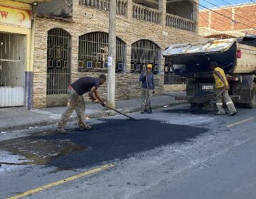 Em quatro dias, PJF atende 36 vias com a operação tapa-buracos