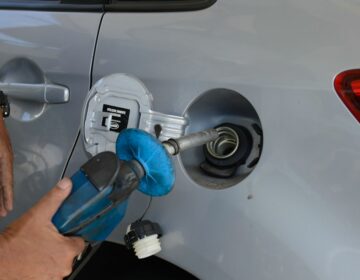 Petrobras reduz litro da gasolina em R$ 0,25 nas distribuidoras