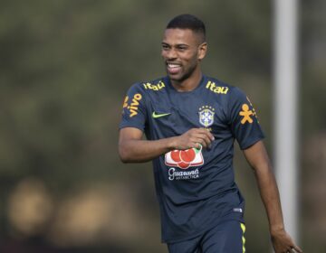 Renan Lodi é convocado para amistosos da seleção brasileira