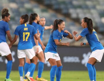 Seleção feminina goleia em segundo amistoso contra África do Sul