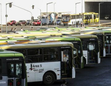 Ministro do STF determina transporte público em nível normal no dia 2