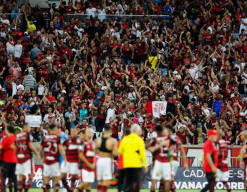 Flamengo celebra vitória com reservas antes de decidir Copa do Brasil