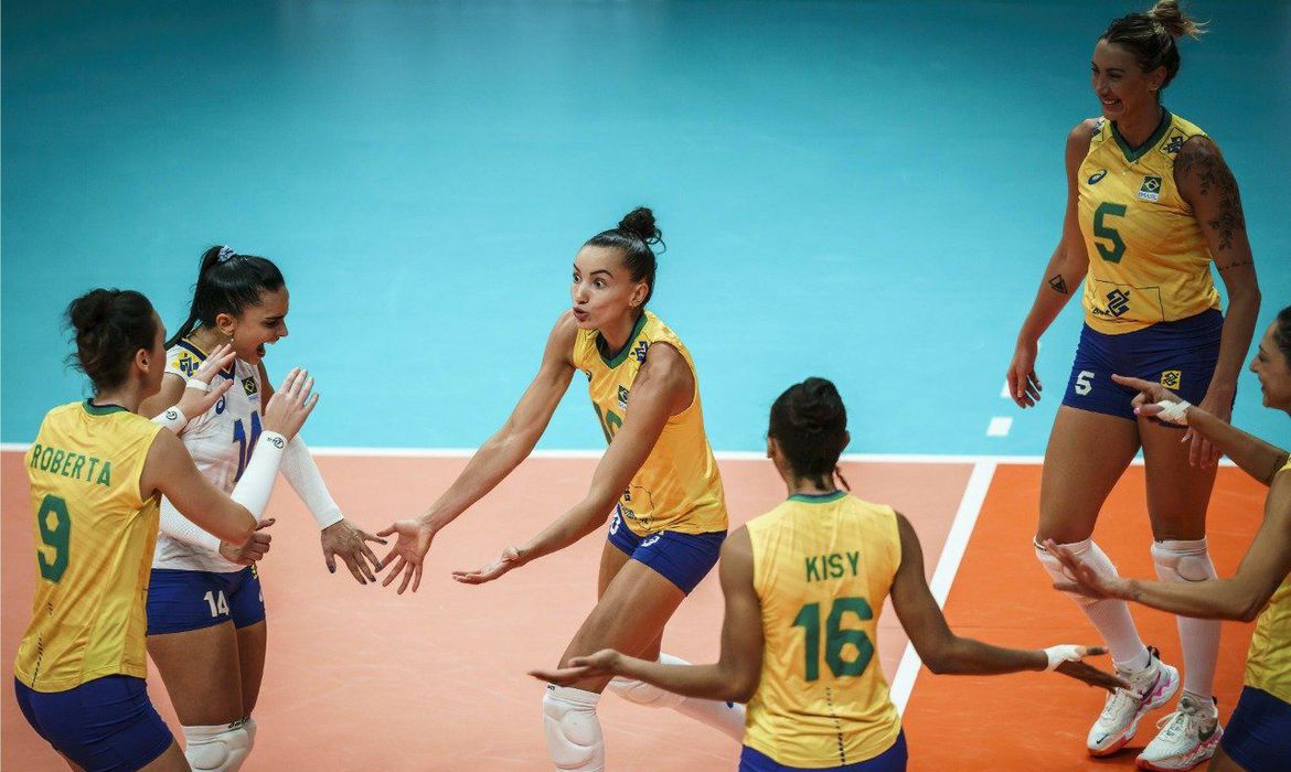 Brasil perde pela quarta vez final do Campeonato Mundial de Vôlei Feminino  - GRU Diário