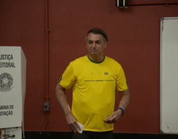 Bolsonaro pede que apoiadores mantenham o foco no segundo turno