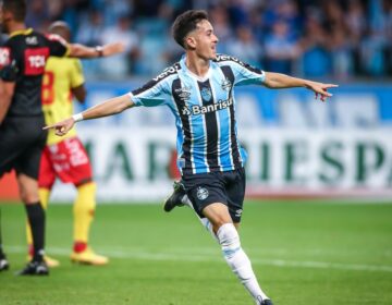 Grêmio encerra Série B com vitória sobre o Brusque