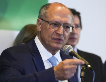 Alckmin anuncia parlamentares para grupos técnicos da transição