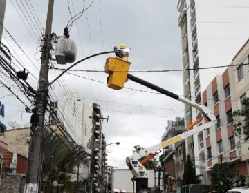 PJF começa a implementar lâmpadas de LED na Av. Olegário Maciel nesta sexta, 16