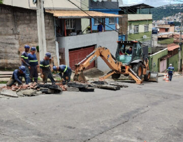 PJF avança com remodelação de 260 metros de redes de água no bairro Eldorado