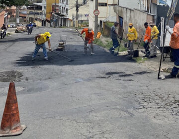 Jardim de Alá e outros 11 bairros recebem operação tapa-buracos nesta quinta-feira, 08