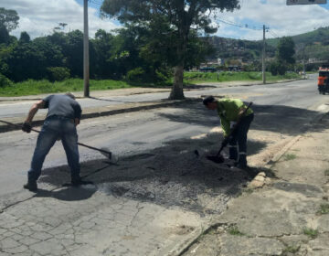 Operação tapa-buracos segue em andamento na Avenida JK e no Acesso Norte