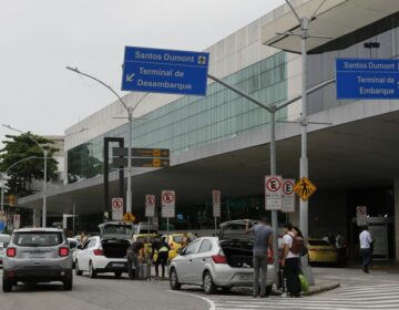 Passageiros podem pedir reembolso de gastos pela greve de aeronautas