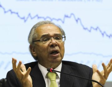 Políticas ruins podem abortar crescimento econômico, diz Guedes