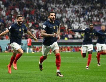 França supera Marrocos para disputar final da Copa com Argentina