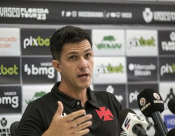 Em apresentação no Vasco, Barbieri projeta elenco pronto em janeiro