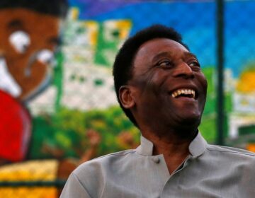 Pelé mudou os rumos do esporte mais popular do Brasil