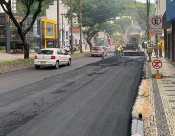 PJF entra na reta final de recapeamento na Avenida Dr. Paulo Japiassu Coelho