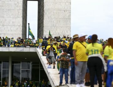 CBF condena uso da amarelinha em atos antidemocráticos e de vandalismo