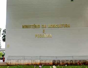 Ministros vão manter pastas funcionando no mesmo prédio da Esplanada