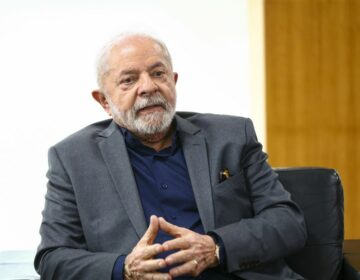 Lula conversa com líderes estrangeiros sobre atos antidemocráticos