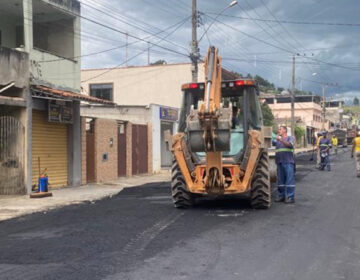 PJF conclui recapeamento na Rua Maria da Conceição Marinho, no bairro Santa Cruz