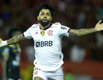 Gabigol decide e Flamengo vence Volta Redonda de virada